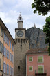 torre orologio e chiesa in cima