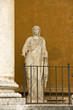 Statue 
