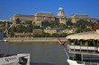 palais royal et bateaux-restaurants; budapest