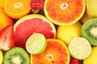 Tęczowe tutti frutti – owocowa kompozycja
