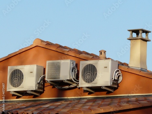 clim8906
