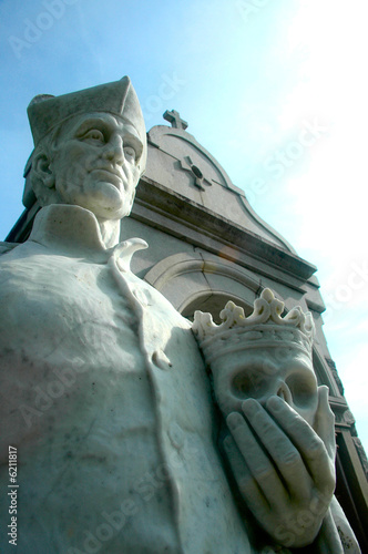 Photo: Cemetery statue Cemetery statue