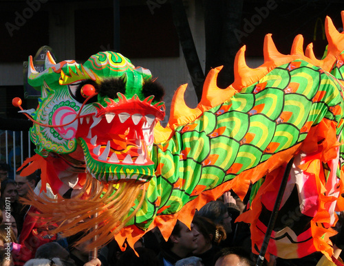 Nouvel An Chinois - Danse Du Dragon