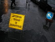 Attention travaux de dégraffitage.