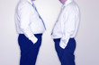Photo en ligne au meilleur prix front view of two businessmen standing facing each other