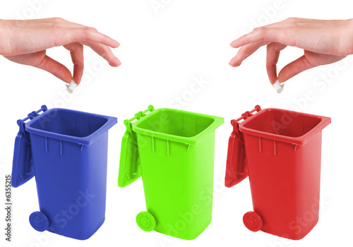 Photo: recycle bin recycle bin