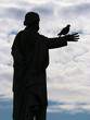 Foto: Statue and Bird Statue and Bird