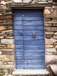 Porte bleue