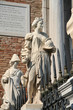 Statue de femmes à Venise