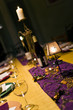 table à manger bien dressée dîner de soir de fête 