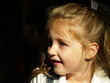 Foto: young girl portrait young girl portrait