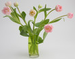 Foto: Blumenstrauß mit grüner Vase Blumenstrauß mit grüner Vase