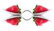 fragole su cucchiaio riflesse