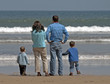 Familia en la playa