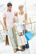 Foto: Family shopping in mall Family shopping in mall