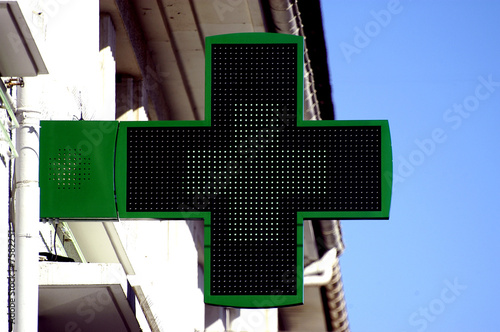 Photo: enseigne pharmacie enseigne pharmacie