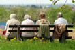 Rentner auf der Parkbank