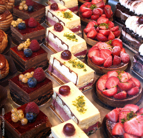 Foto: cake and pastry display cake and pastry display