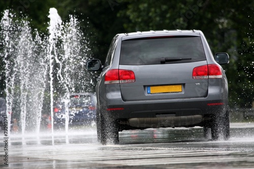 Photo: conduite sur eau conduite sur eau
