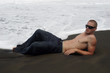 garçon sexy à la plage 8