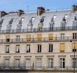 Façade d'immeuble parisien