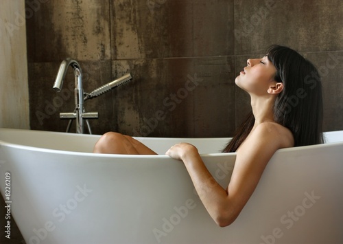 Photo: bathtub bathtub