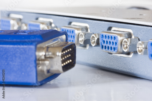 Foto: Stecker und Anschlüsse Stecker und Anschlüsse