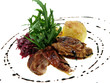 Quadro gebratene gans mit rotkohl,rucola und kartoffeln