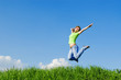 Foto: pretty young woman is jumping pretty young woman is jumping
