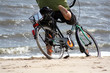 Foto: mit dem Fahrrad am Strand mit dem Fahrrad am Strand