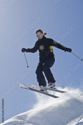 Skispass im Pulverschnee