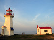 Phare au soleil couchant