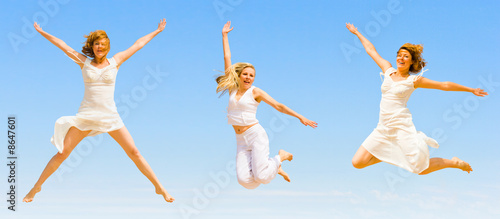 Photo: white angels flying - of "Groups of people" serie white angels flying - of "Groups of people" serie