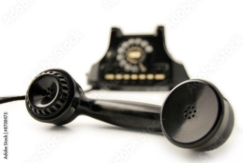 Foto: Telefono nero anni 60 - cornetta stesa Telefono nero anni 60 - cornetta stesa