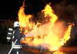 Foto: Feuerwehrmann beim Löschangriff! Feuerwehrmann beim Löschangriff!