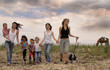 famille sous ciel d'orage famille sous ciel d'orage