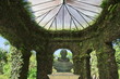 Buste de moine sous une serre, Jardin à Rio, Brésil