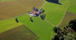 bauernhof aus der vogelperspektive