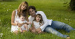 Familia Feliz