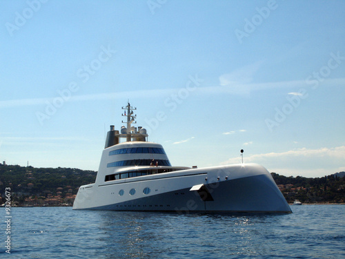philippe starck yacht. m, design Philippe Starck,