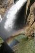 Arc en ciel et chute d'eau