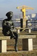 Stautue de Jules Verne enfant sur la butte sainte Anna Stautue de Jules Verne enfant sur la butte sainte Anna
