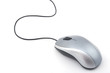 graue Maus mit Kabel auf weißem Hintergrund