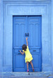 Porte bleue