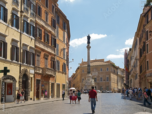 Foto: strassen von rom, italien, mariensäule, piazza di spagna strassen von rom, italien, mariensäule, piazza di spagna