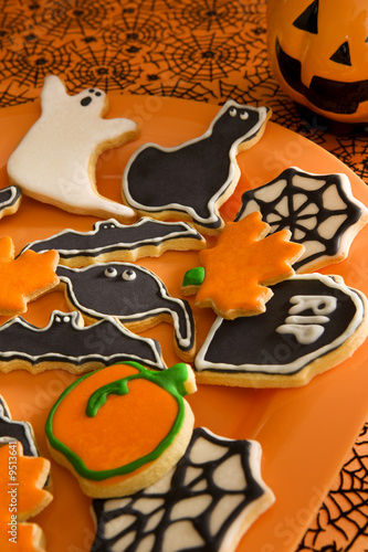 Photo: Halloween sugar cookies Halloween sugar cookies