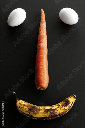Photo: face made out of eggs, banana and carrot face made out of eggs, banana and carrot