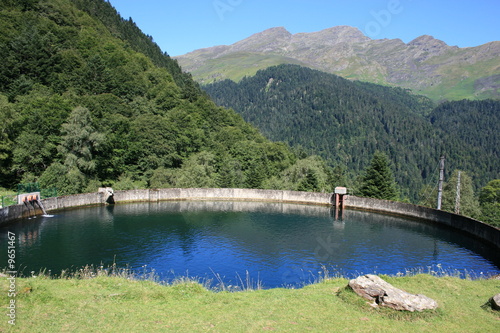 Citerne - centrale hydroélectrique du Chiroulet (Pyrénées)