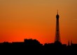 L'horizon et la tour Eiffel
