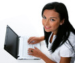 Laptop Junge Frau mit Computer mit Laptop Computer